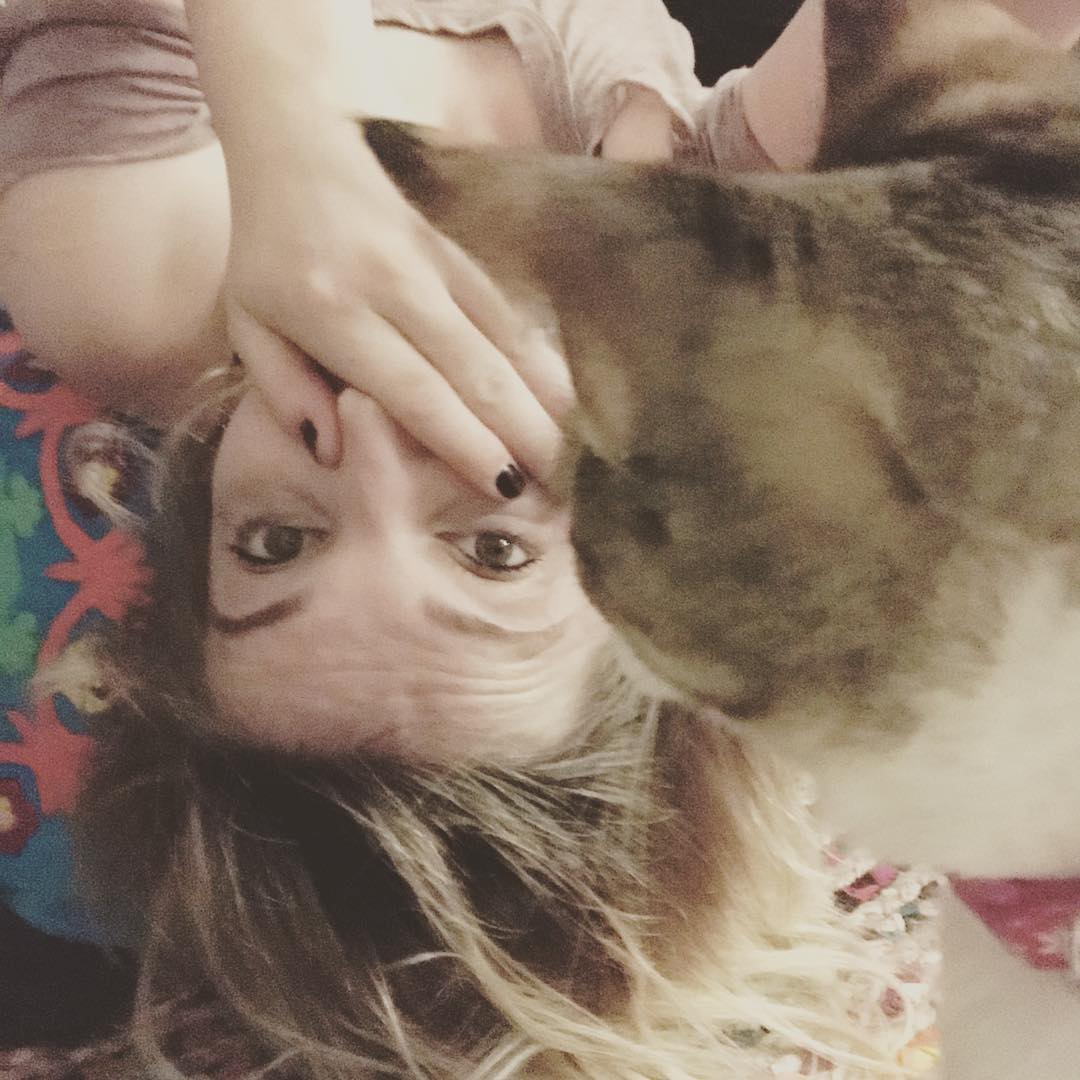 Ellen Argent and pussy cat selfie