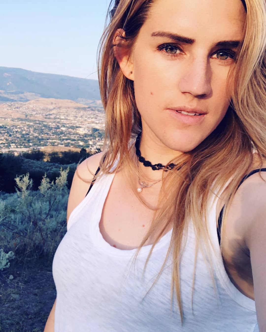 Teen Katie Cutie hiking selfie