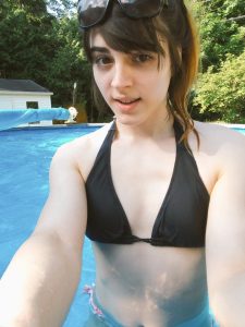 Small tits ts Blake Fawn bikini selfie in the pool