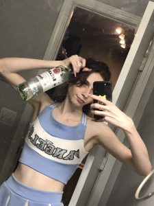 Drunk college cheerleader trans Lillith xoxo