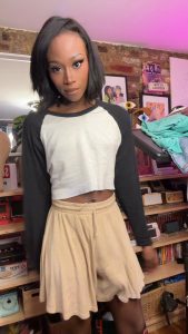 Ebony ts femboy bouncing