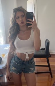 Jade Venus ready to go on date with you