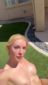 Models Tagged 'blonde-2'