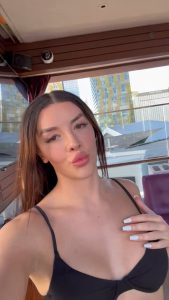 TS Vegas pool party